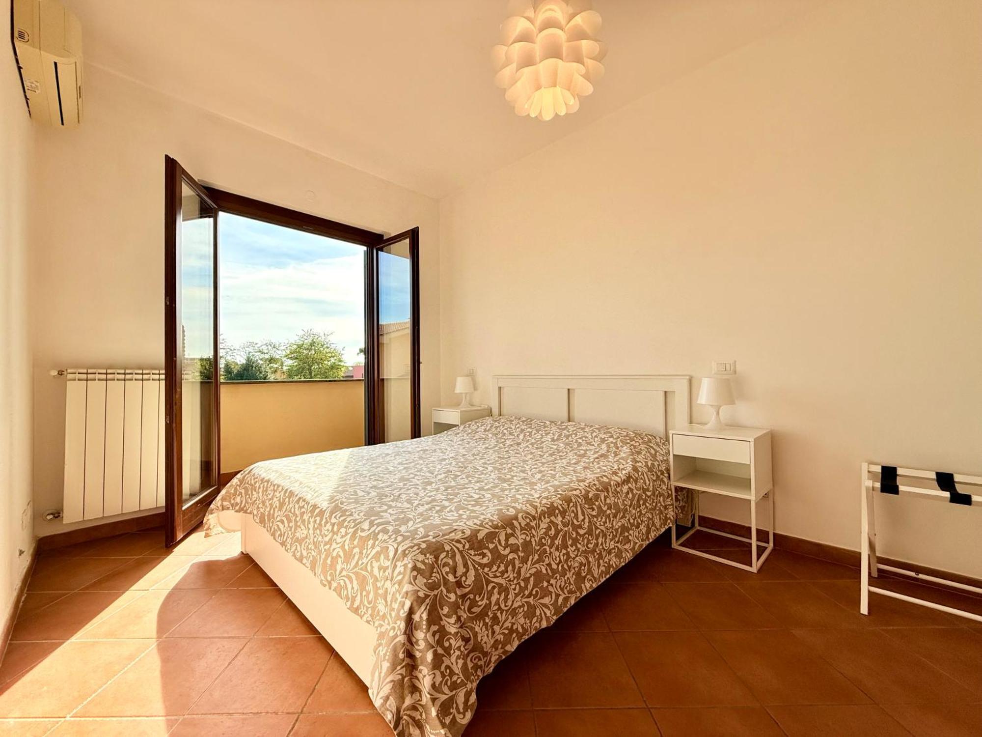Lm Apartment Isola Fiumicino Luaran gambar